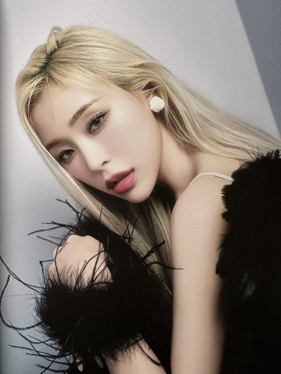 LeeSeoyulBrasil's tweet photo. 📸 SCAN | #GAHYUN para o Photobook "FALLEN ANGELS" [1/4] 

©FrenchInSomnia
#Dreamcatcher #드림캐쳐 #가현 @hf_dreamcatcher https://t.co/1rRH253POY