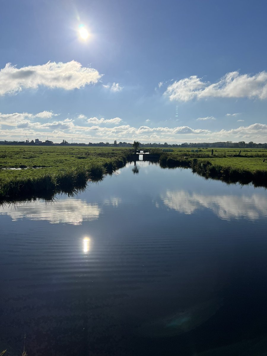 Wat is het Hollandse weer toch vurrukkeluk ! #vrtweer