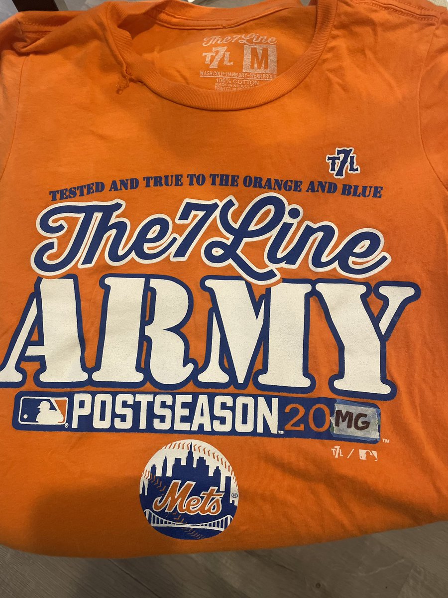 meliswein's tweet photo. Fixed it for today. Thanks @DarrenJMeenan @The7LineArmy @The7Line! Wore this to 2015 NLDS gm 1 and 5. LGM https://t.co/YghxFLtfby