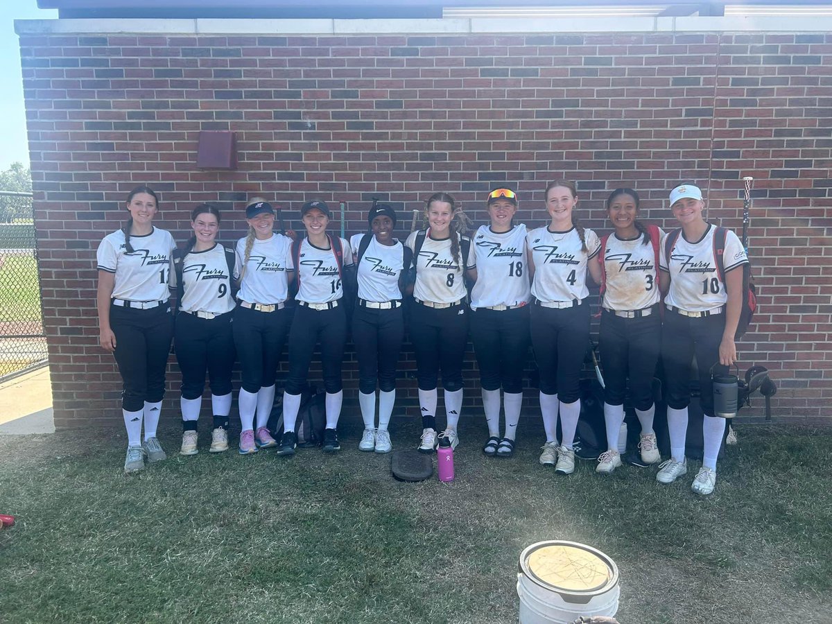 Big thank you to <a href="/HindsCC_SB/">Hinds CC Softball</a> and <a href="/Plummer_07/">Plummer</a> for having our girls yesterday! We enjoyed it! Looking forward to getting back at it this weekend at the Bombers Showcase. 🔥 #platinumproud