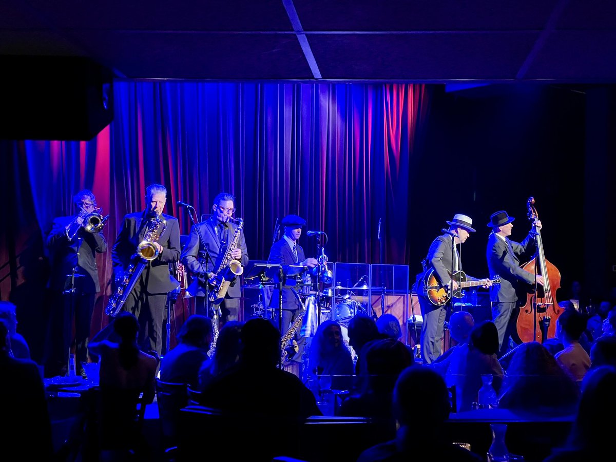 4 nights and 6 shows at <a href="/Jazz_Alley/">Dimitriou's Jazz Alley</a> 💃📸 THANK YOU! #bbvd #livemusic