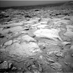 MarsMissionImgs's tweet photo. #CuriosityRover image taken on #Sol3651 at 12:52:36.921 PM with #Navcam #Mars #NASA #Space https://t.co/p312hG5cHG