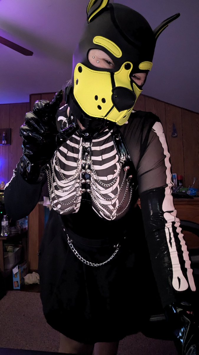 Just some pictures I took last night~ I can't get over this outfit 😍😍😍😍😍