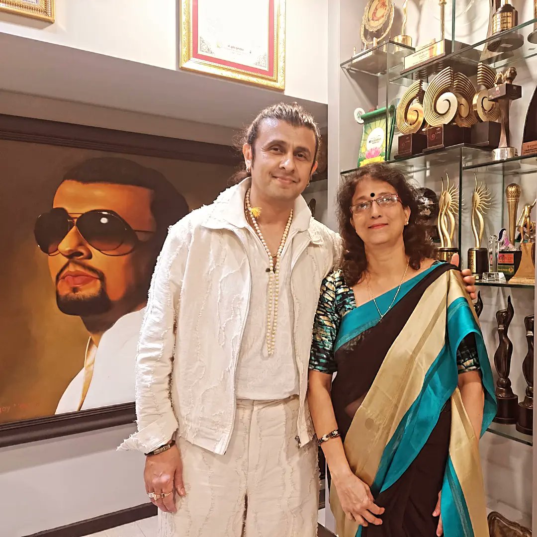 RickMookherji's tweet photo. Overwhelmed to meet Padma Shri, Legendary Singer, Pride of our Nation Sonu Nigam ji. Your gracious hospitality made us feel truly special. This day will be etched in our memories forever. https://t.co/4hNTlCDzZy