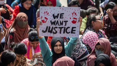 OptimisticAns's tweet photo. Shameful incident at Punjab Group of Colleges where a 1st-year student girl is #raped by a security guard &amp; van driver. Even worse, the #Principal is accused of deleting crucial evidence to protect the  criminals. This demands urgent #justice!
#JusticeForPGCStudent #Lahore https://t.co/XjYShcV0TC