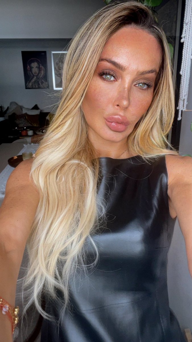 Alina Rudge Buen día ☀️ que sea una semana llena de besos y amor ♥️🌹