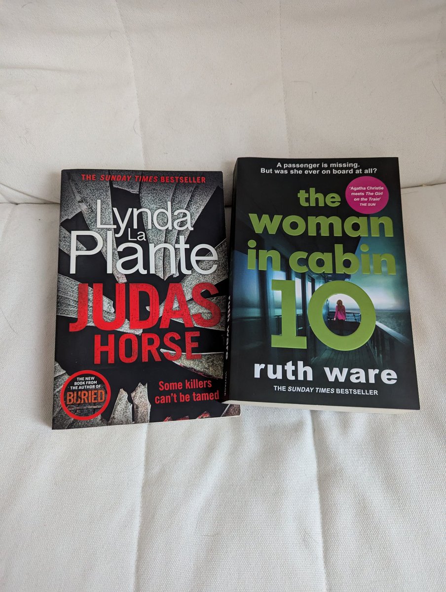 LordGord84's tweet photo. Loads of books for sale right now in my Vinted Store. Used but VGC. Books pictured and more. Please take a look if you're interested in that sort of thing! UK Shipping only. 

https://t.co/m3FSWM4NXS

#Vinted #VintedSeller #JamesPatterson #RuthWare #AlexNorth #MexicanGothic https://t.co/6kWIR55eJK