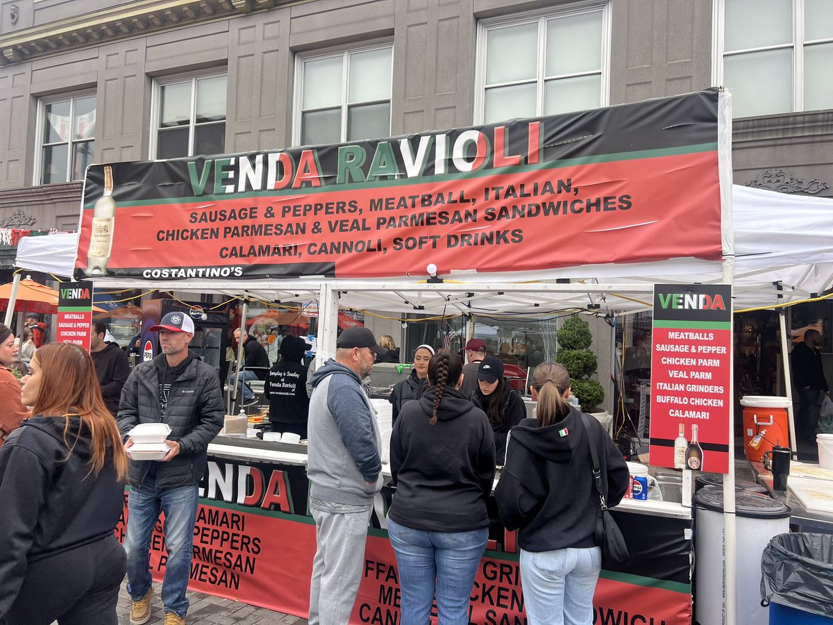 Happy Columbus Day!!
🇮🇹
Join us for the last day of the festival! 
Incredible food, shopping, rides, games &amp; 3 stages of live Entertainment!

Federalhillprov.com