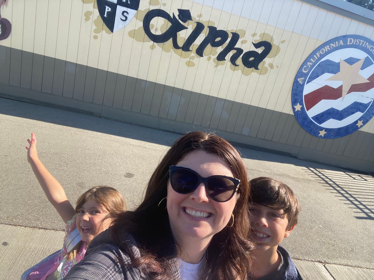 LarsonPR's tweet photo. Our partners at Teach for America California hosted a press conference last week to highlight their Ignite tutor program, which will benefit 3rd graders in the Bay Area. 

Our VP @MissMurtagh was onsite – along with a pair of future LC interns(?) – to provide support (+ snacks)! https://t.co/XwVjpMLl0k
