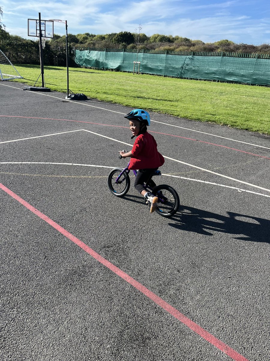 A gorgeous afternoon to explore the KS2 playground and field on our bikes ☀️🚲 #BGSport