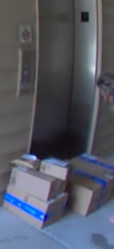 FatherNoRest's tweet image. Hey @amazon good job blocking elevators and not actually delivering packages to proper place. Had to dig through and find mine. No wonder you don’t ask how was delivery anymore