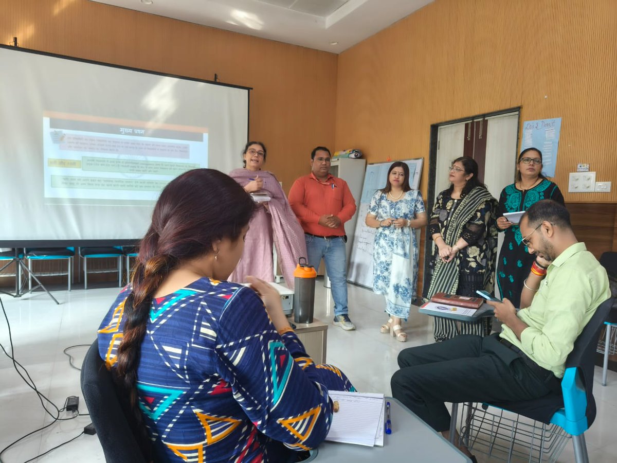 #DeshbhaktiCurriculum is one of the unique curriculum which gives activities based learning to the students of <a href="/Dir_Education/">DIRECTORATE OF EDUCATION Delhi</a> and insured patriotism and ideal citizens feelings in the students.
<a href="/SCERT2021/">SCERT Delhi</a> <a href="/PbpandeyB/">B P Pandey</a> <a href="/DhonchakSwati/">Swati Dhonchak</a>