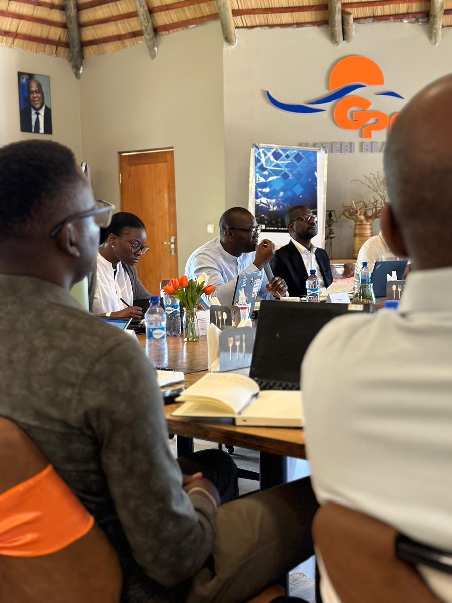 Séminaires stratégiques et visite de marché à Kolwezi dans le Lualaba, le Comité de Direction et les Directeurs Régionaux de <a href="/Orange__RDC/">Orange RDC</a> unis autour d'objectifs clairs et d'une ambition commune: la conquête du marché! #OrangeEstLà #LeadTheMarket #Kolwezi #RDC