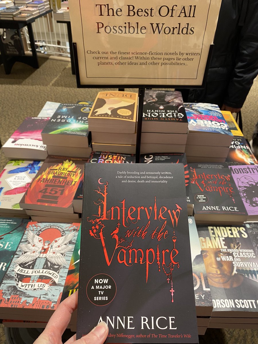 Mrs Moore tweet media