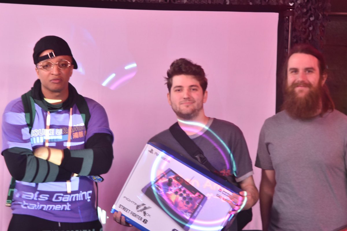 gFinalsGaming's tweet image. ANOTHER SHOUTOUT TO OUR TOP 3 FROM THE GRAND FINALS GAUNTLET!

Look at those beautiful faces!

@313_Footwurk @KiraFGC @pattydaddy0315 @LTrain_313 

Pic: @MillyNappy &amp;amp; @restlessbag