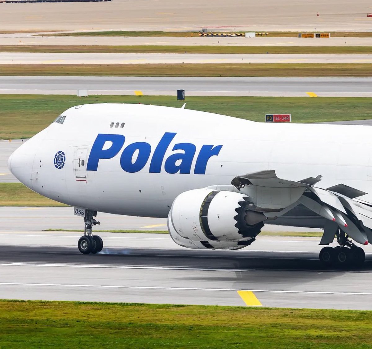 📍ICN
📸 (IG) parisairliners  
•
#MakingConnections #PolarAirCargo #PolarPlaneSpotting #planespotter #avgeek #aviation #airplane #aviationlovers #planespotting