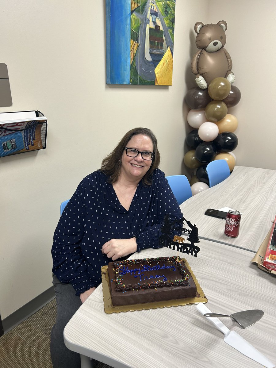 MrsLBPollard's tweet photo. Happy birthday @STARS_902 (Tracy Mansfield)! Enjoy this amazing day😊 https://t.co/QErrN58IdN