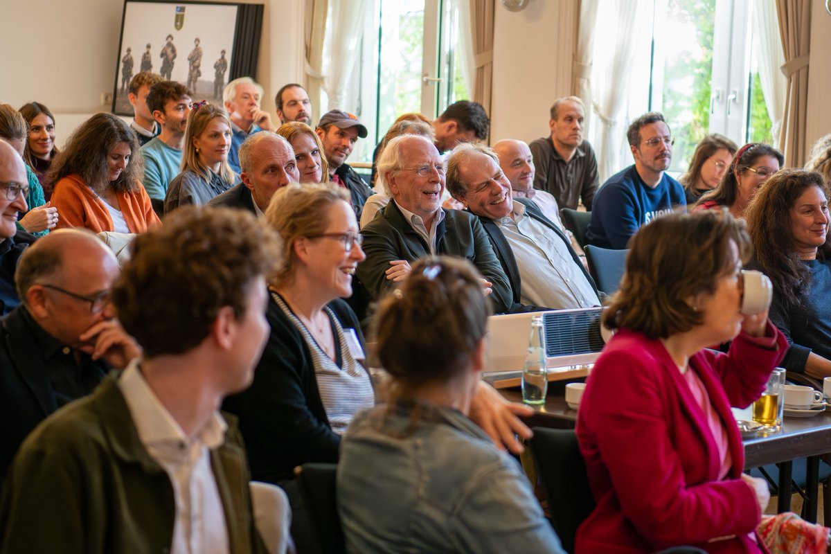 We had the pleasure of hosting alumni from 30 years of the German-Dutch Journalists’ Exchange! They explored our military cooperation, joint missions, and future projects—highlighting the power of cross-border teamwork in media, security, and defense. #TogetherStrong