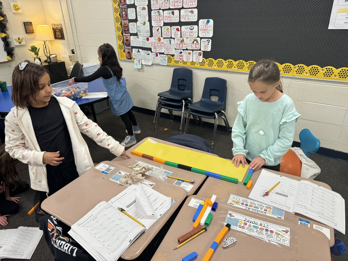 PattersonD70's tweet photo. Practicing measuring permimeter #d70shinyapple #d70bulldogs https://t.co/A5eN8Qaj4b