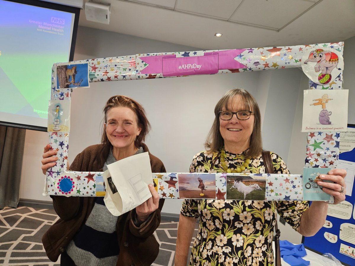 Adding some little balance challenges during the breakout sessions today <a href="/GMMH_NHS/">Greater Manchester Mental Health</a> #AHPsDay