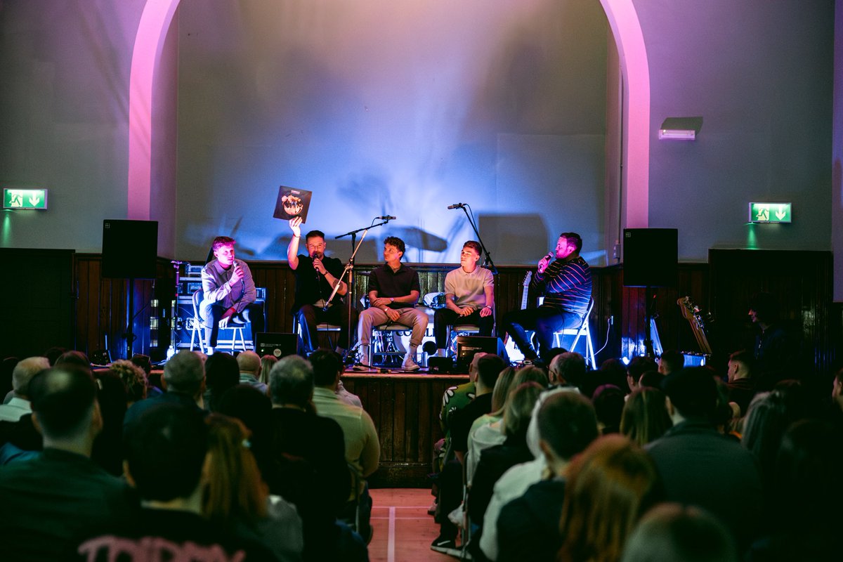 Salford Lads Club is at risk of closing.

The venue faces a financial crisis and needs to raise £250,000 by the end of November to stay open.

We were lucky enough to play at the venue in May, and we know first-hand how crucial this iconic space is to Salford and Manchester.

If