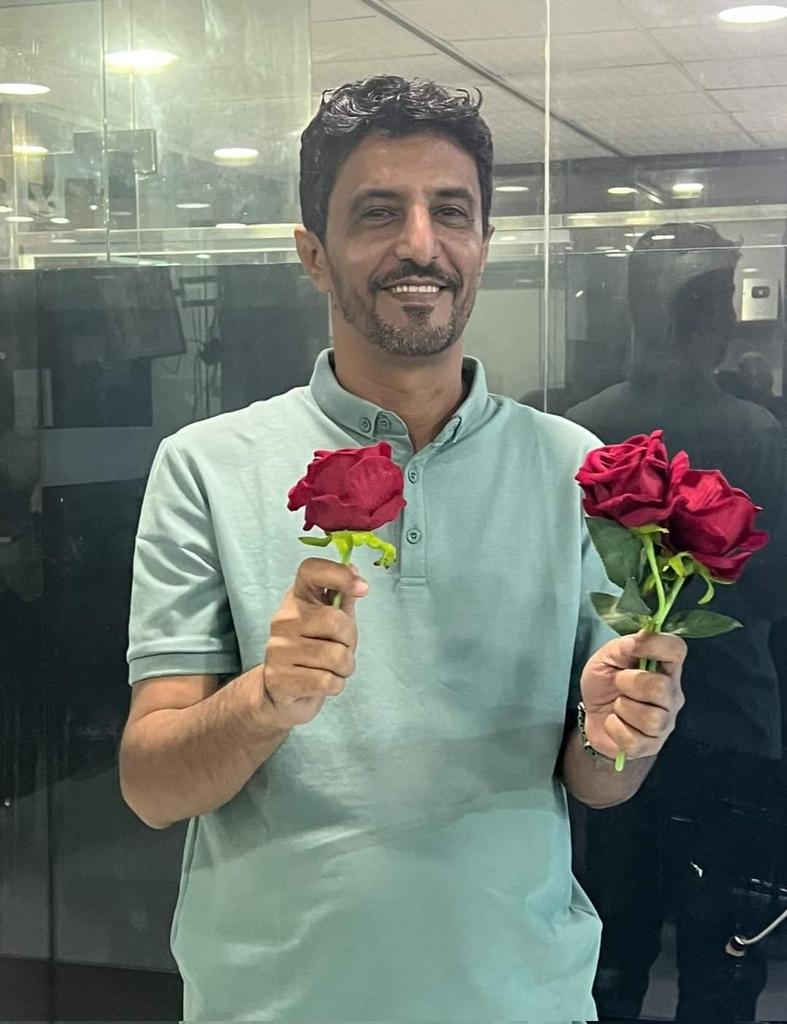 💔😭💔😭💔😭💔😭💔😭😭💔
كنت اب لي رحلت ياغالي خبر وفاتك كسر قلبي اااااه ياعم صالح 😭💔😭💔

الله يرحمك ياتاج راسي ويغفر لك
ويجعل قبرك روضه من رياض الجنه ونعيمها
💔😭💔😭😭😭😭😭💔💔💔😭