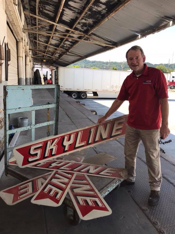 SkylineKnox's tweet photo. Happy 17th anniversary to Wally! 🎉 Wally is more than just a dedicated team member—he’s the heart of Skyline Transportation’s history.  We’re grateful for everything Wally has done over the past 17 years and can’t wait for what’s next! 🚛💨
#SkylineTransportation #SkylineTeam https://t.co/d0pKBUvvXV