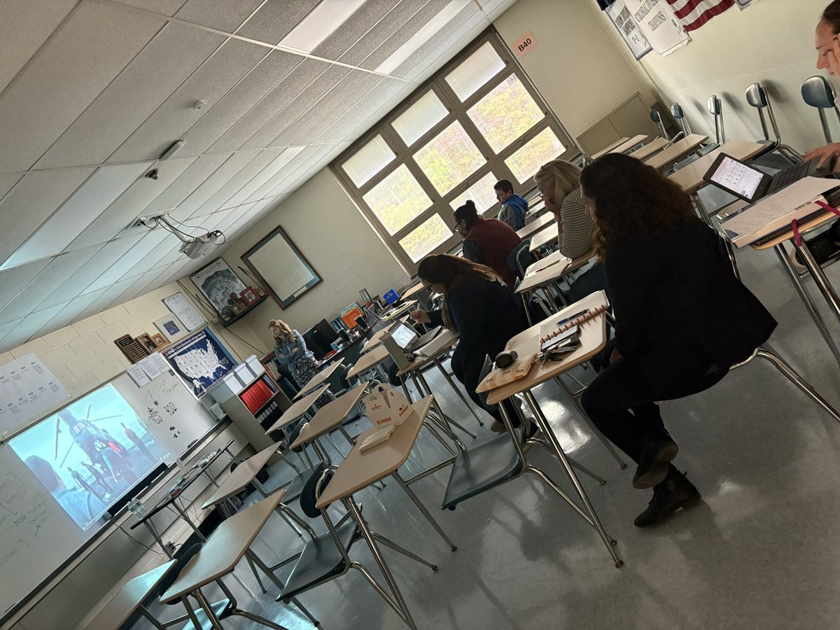 Carol Fishbone tweet media