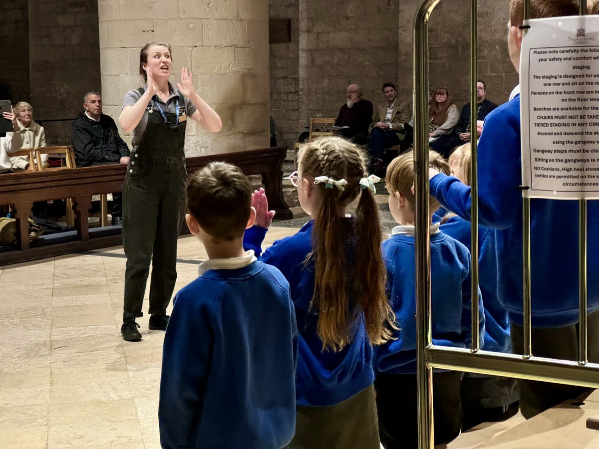 Wonderful singing tonight <a href="/TewkesAbbey/">Tewkesbury Abbey</a> &amp; great to have over 70 children with us from local schools for #ChoralEvensong as part of our singing project funded by @cathedralmusic! <a href="/TewkPri/">Tewkesbury CofE Primary & Pre-School</a> <a href="/GlosDioc/">The Diocese of Gloucester</a> <a href="/FatherHux/">Craig Huxley-Jones</a> <a href="/CarletonEthers/">Carleton Etherington</a> <a href="/TewksAbbeyChoir/">Tewkesbury Abbey Choir</a> <a href="/RSCMCentre/">RSCM Centre</a> <a href="/ChoralEvensong/">Choral Evensong Trust</a> <a href="/choralwork/">David Fawcett</a>
