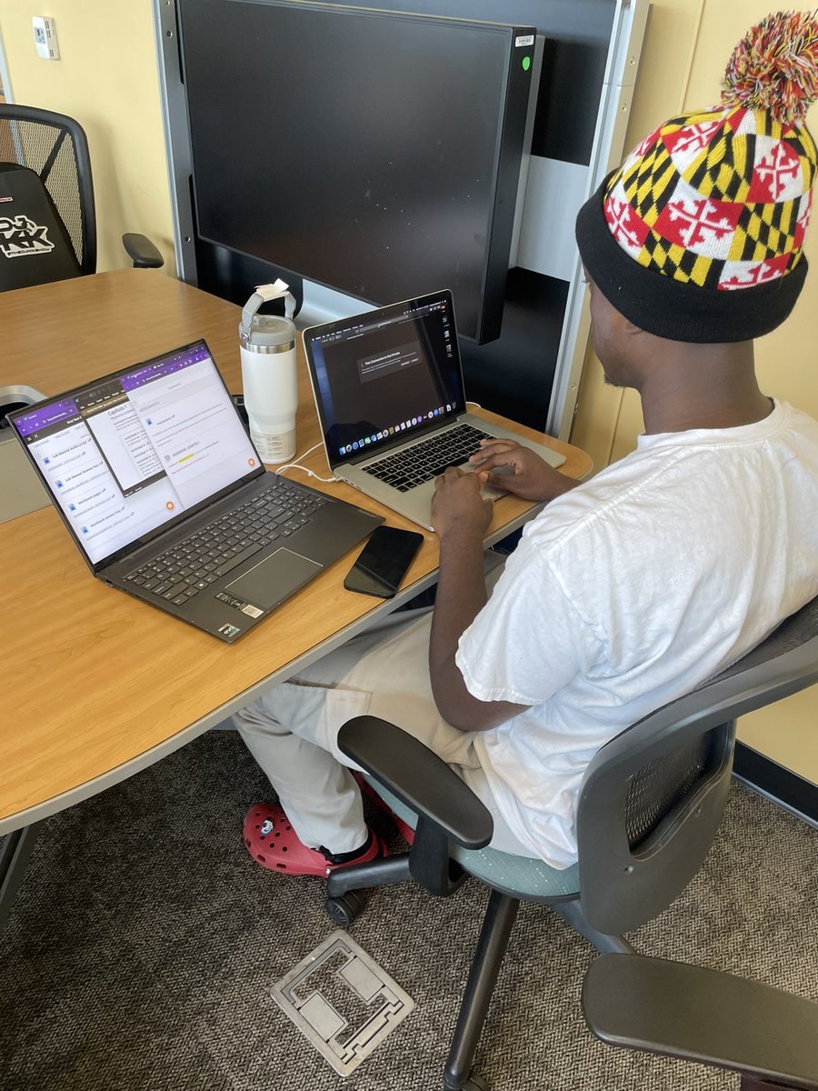 expbowiestate's tweet image. Balancing the books and the Bulldog pride! 📚🐾 Even during #HomecomingWeek, success starts with hitting the books. Stay focused, Bulldogs—you’ve got this! 💪🏽 #BSUHomecoming #StudyGrind #BowieStateStrong #HBCUExcellence