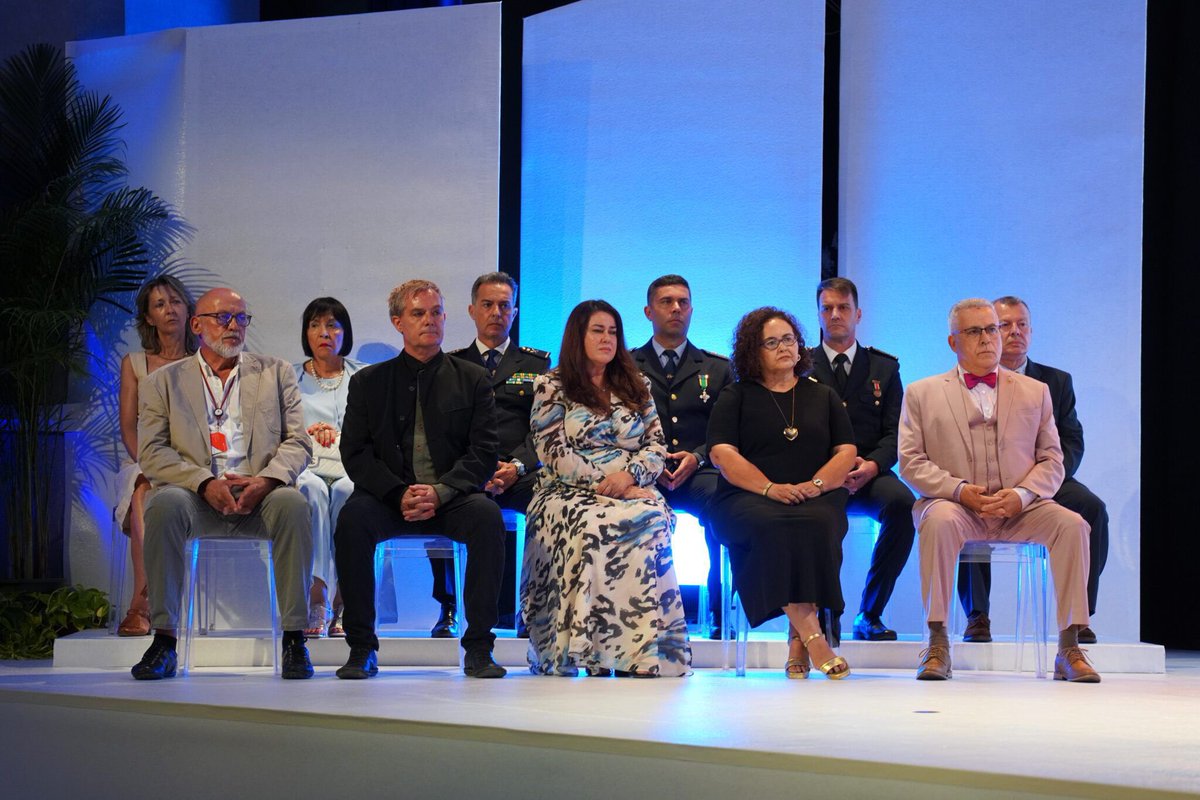 📣🎉 Felicitamos con orgullo a nuestro querido expresidente, Francisco Santana, por haber recibido la distinción de Hijo Predilecto de San Bartolomé de Tirajana. 🏅
Un merecido reconocimiento a sus 53 años de dedicación y trabajo incansable en el municipio. #SBT