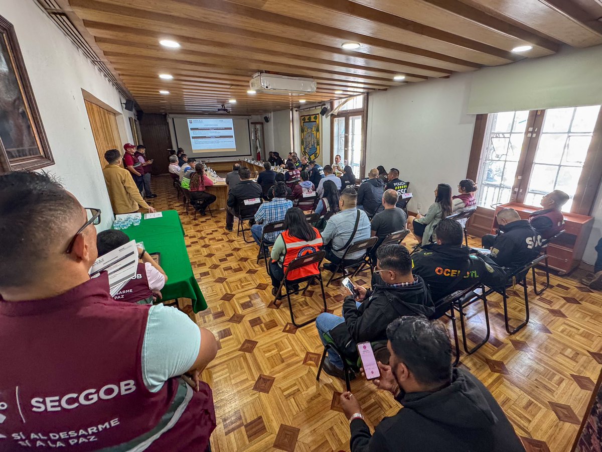 La CDMX es sede de grandes eventos como la #Fórmula1, #MexicoGP que genera un importante impacto económico y turístico, atrayendo visitantes de todo el mundo y generando empleos. 

Por instrucción de la Jefa de Gobierno <a href="/ClaraBrugadaM/">Clara Brugada Molina</a>, en la <a href="/SeGobCDMX/">SEGOB CDMX</a> llevamos a cabo la mesa de