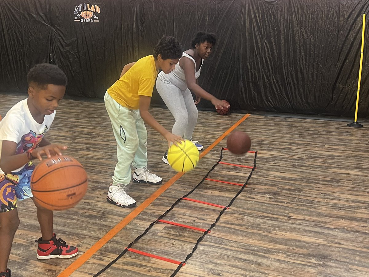 🏀 Skills Training for Youths 4-18 Years Old at GTH LAB! 🏀
Looking to elevate your game? Join us at GTH LAB, where we help athletes of all ages and skill levels develop their basketball fundamentals, teamwork, and game-like skills! Whether you're just starting or looking to take