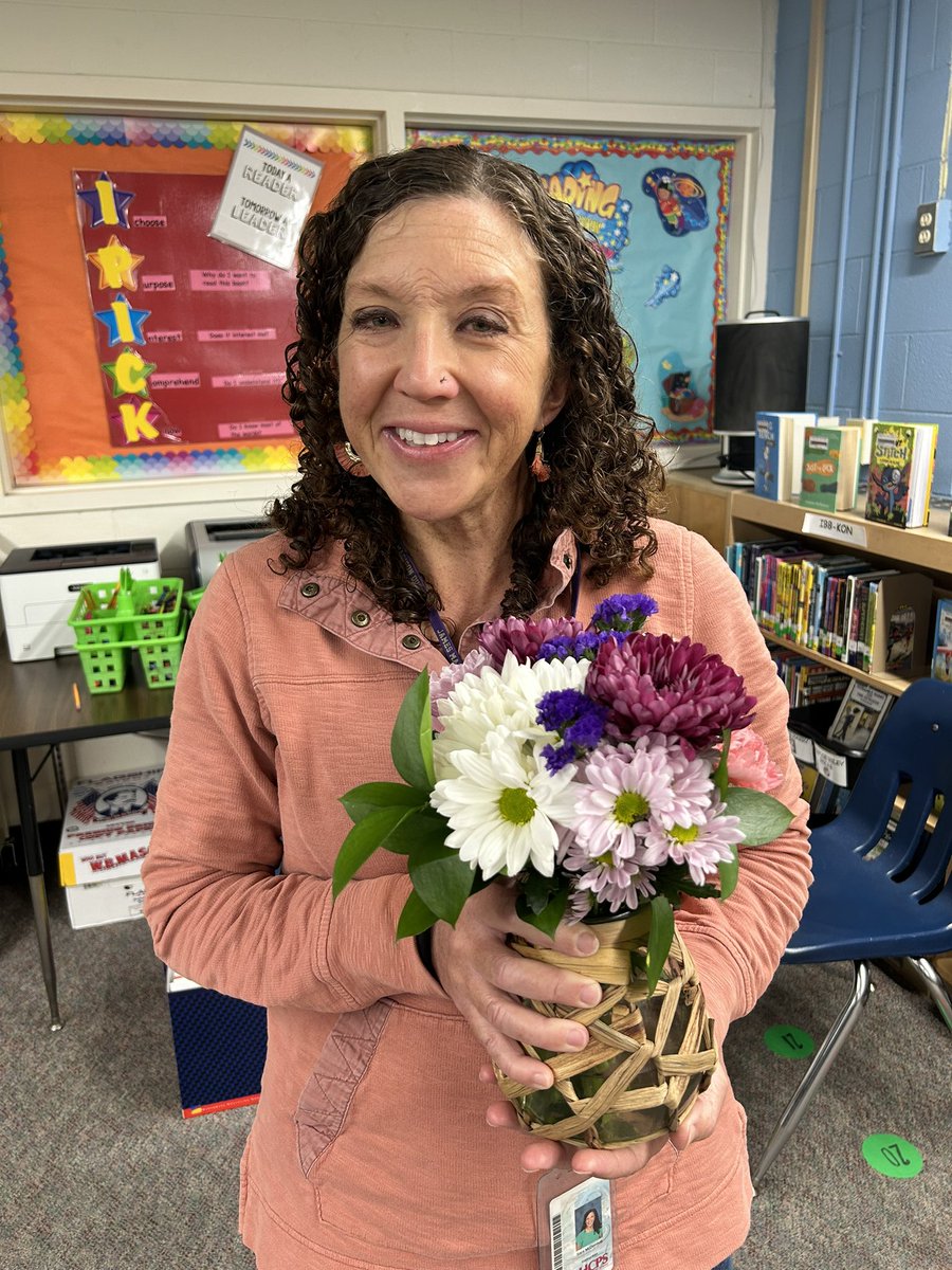 Longan Elementary tweet media