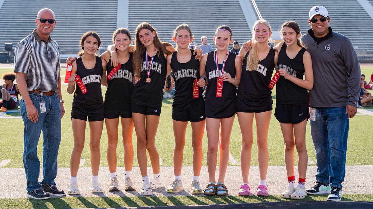 CandaceSchantz's tweet photo. Gladiators gave it everything but came up just short of 1st place. The girls took 2nd in the district after having their best race of the season. Great job, Gladiators! @NISDGarcia @Coach_Barr210 @thomasvill1 https://t.co/JyVo33wgxh