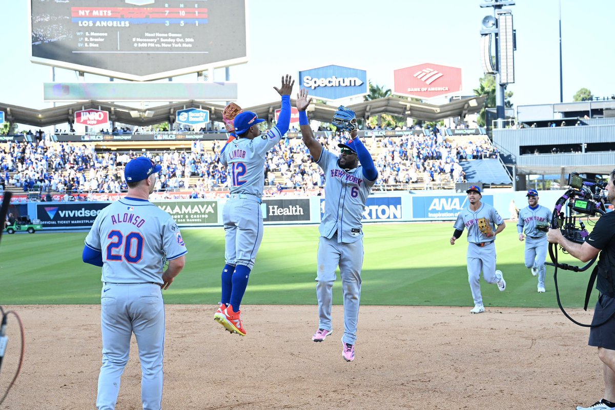 Mets's tweet photo. Earned it today 👊 #MetsWin #LGM https://t.co/tOrxVAw75T