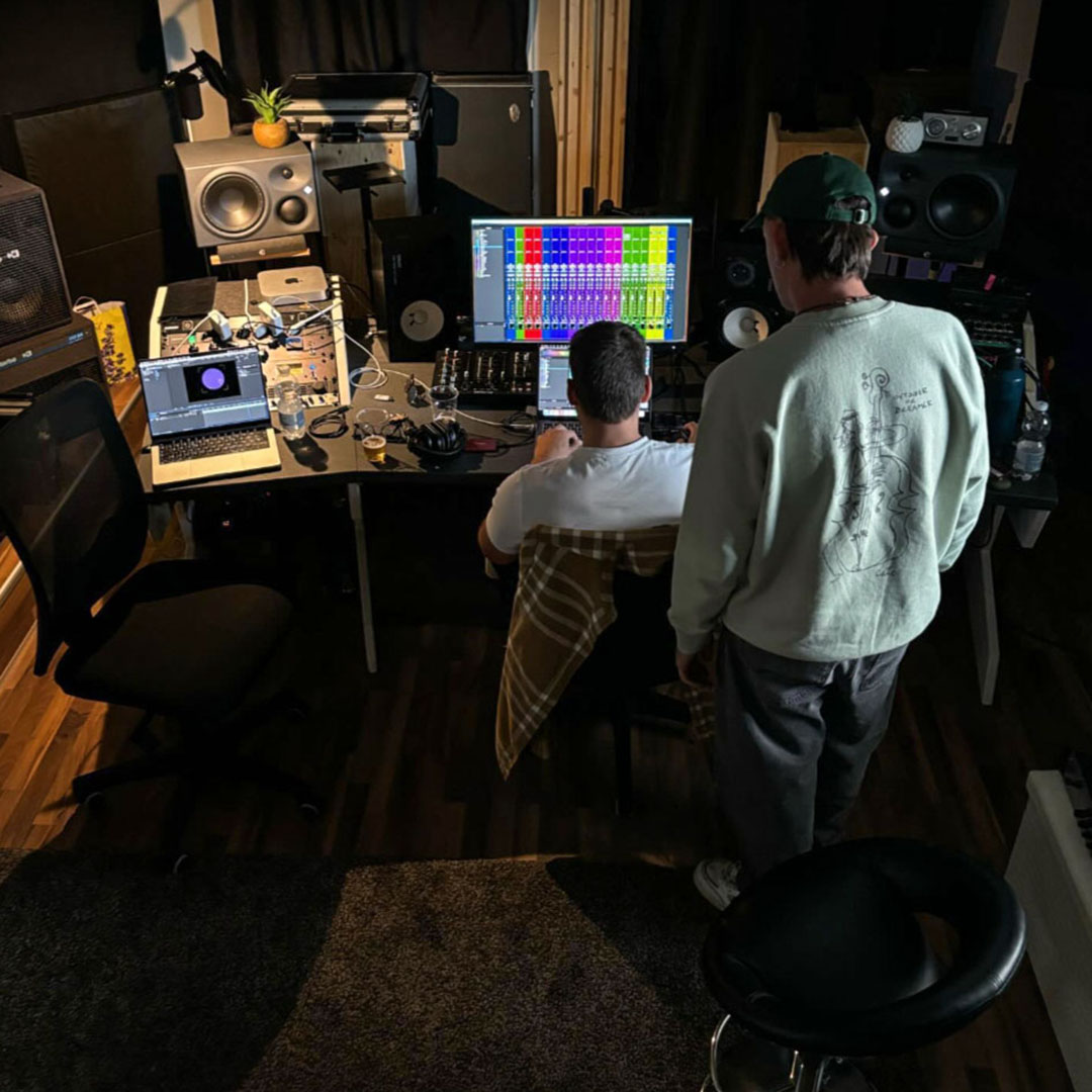 AvidProTools's tweet image. 💽 The Making Of Music
📷 instagr.am/4minds_studio
▶️ avid.com/pro-tools
 
#musicstudio #mixengineer #musicproduction #daw #avidprotools #protools #avid