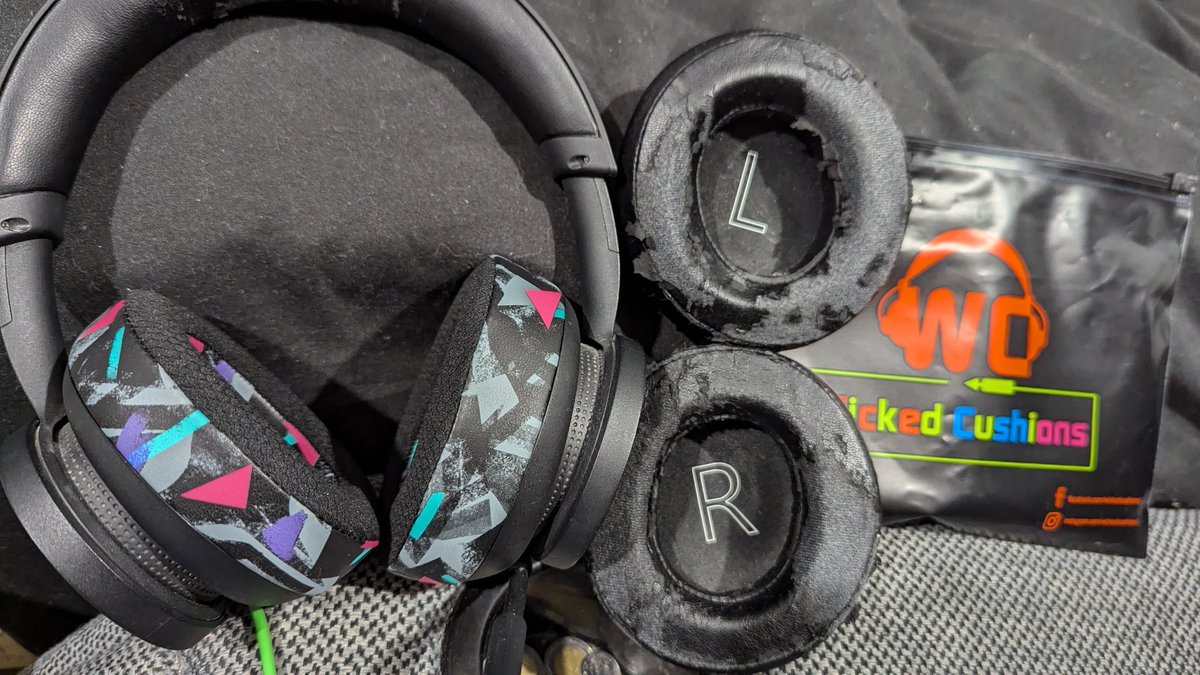 tetriple_e's tweet image. 10/10 perfect! cheers from México.
#wickedcushions
@wickedcushions