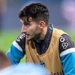 tntsportsgremio's tweet photo. THREAD
CONTRATAÇÕES PRO GRÊMIO 2025.
(nomes diferentes do comum), e muito bem estudados.
DÁ-LHE 👇🏼🇪🇪 https://t.co/JoQZ0TVPOZ