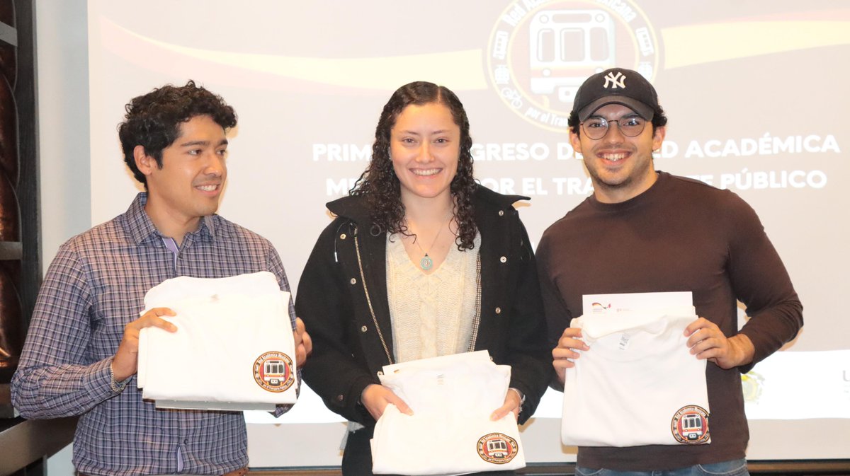 FunPoliAC's tweet image. 🚟 Ellos fueron los ganadores del diseño del logo de la @Red_Tpe_publico. En  colaboración con instituciones educativas para fortalecer el conocimiento en torno a la movilidad.
#UnidosConstruyamos #RAMTP #InvestigaciónTransporte #movilidadsostenible