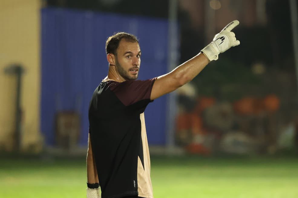 ⚽️  <a href="/marcgama77/">Marc Gamon</a> és l’entrenador de porters de la selecció de futbol de l'Índia des de l'estiu. Aquesta setmana ha estat al Vietnam

✈️ "M'encanta viatjar i conèixer cultures i gent. Si et quedes a casa, les experiències es redueixen i el coneixement que tens és limitat"