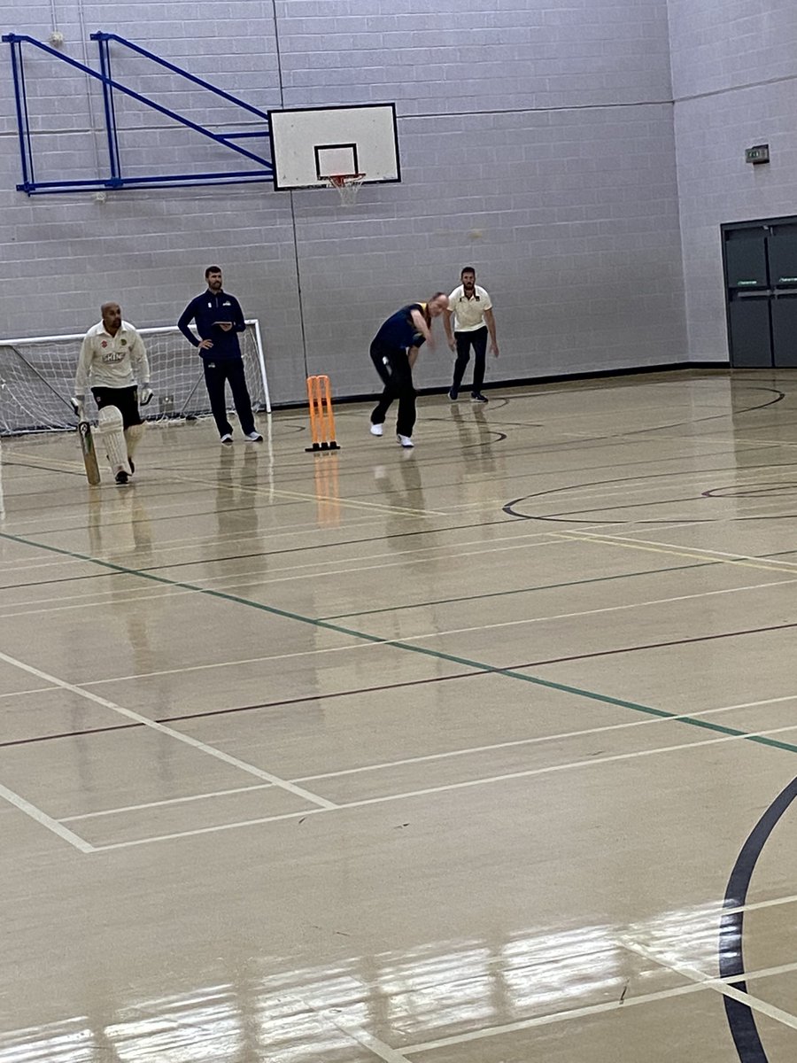 DFCALtd's tweet photo. Week 3 action of our #DFCA Monday Night Adult Indoor Cricket League!
Game 3: @GoldenHillCC vs #RedlandChurch
#IndoorCricket #Fun #outsideofwork #social #team https://t.co/WIyTLlopi0