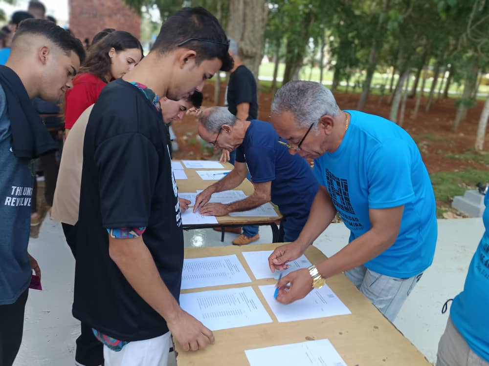 Adianez Fernández Bermúdez tweet media