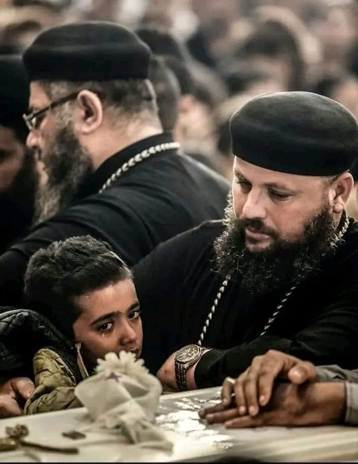 "اجعلني مستعد للقاءك لأنني لا أعلم الوقت ولا الساعه" ..♥️