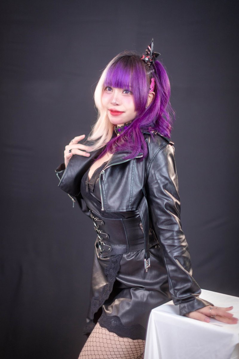 MonalizaRISA's tweet photo. 𝕭𝖔𝖜 𝖙𝖔 𝖞𝖔𝖚𝖗 𝖒𝖆𝖘𝖙𝖊𝖗 ⛓️

#LizaNONSAINT
#NONSAINT #ノンセイント 
#MonalizaRISA #CosEden https://t.co/RKmsPj7Sbb