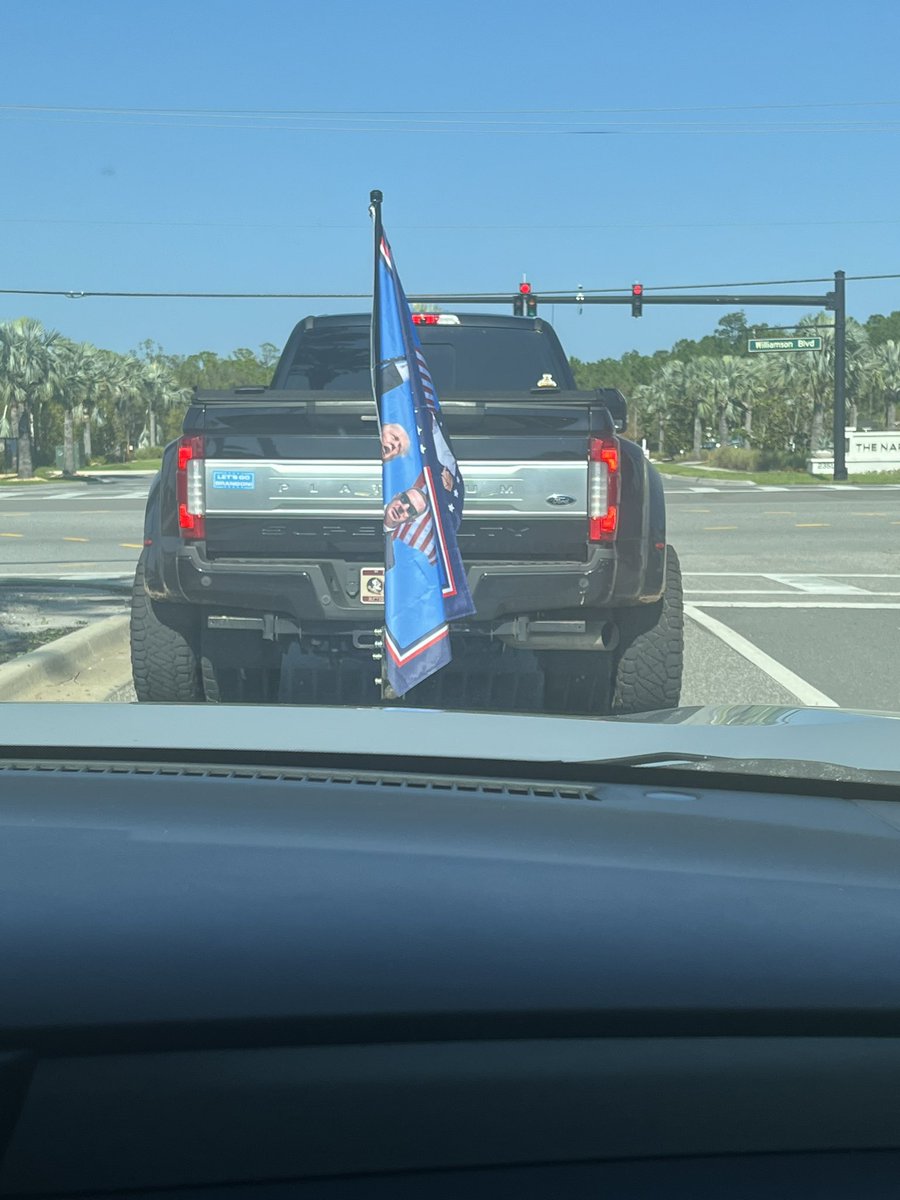 FL. MENACE 🐊🇺🇸 tweet media