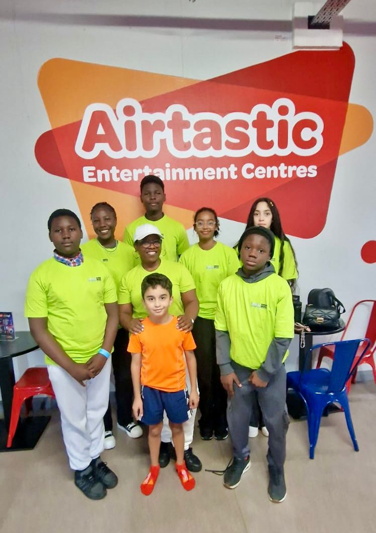 IAHW_IAAH's tweet image. HomeplusNI is a charity in Northern Ireland that mainly looks after immigrant families. Today they organised activities (bowling, ice skating) for adolescents to celebrate #IAHW2024 #buildingresilience #fromsurvivingtothriving