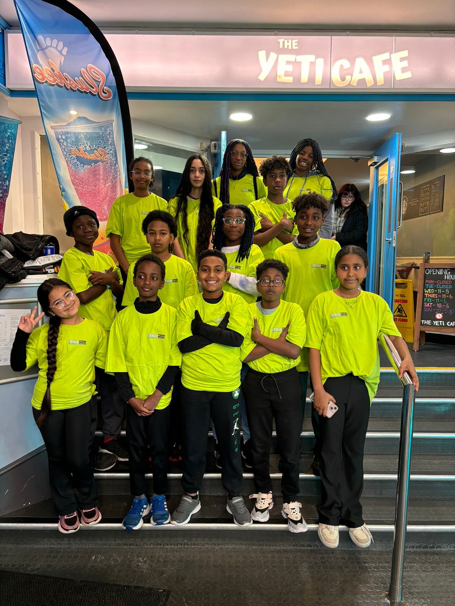 IAHW_IAAH's tweet image. HomeplusNI is a charity in Northern Ireland that mainly looks after immigrant families. Today they organised activities (bowling, ice skating) for adolescents to celebrate #IAHW2024 #buildingresilience #fromsurvivingtothriving