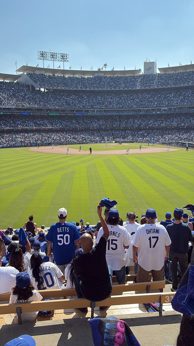 5 likes and ill run on the field