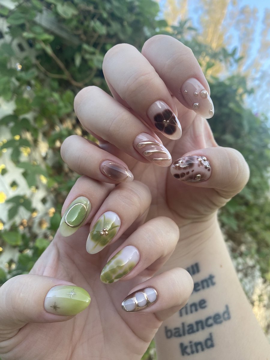 morgan 🍑 tweet media